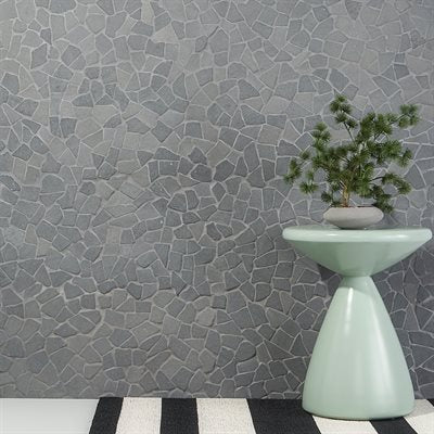 PEBBLESTONE BLACK LAVA TUMBLED NATURAL STONE
