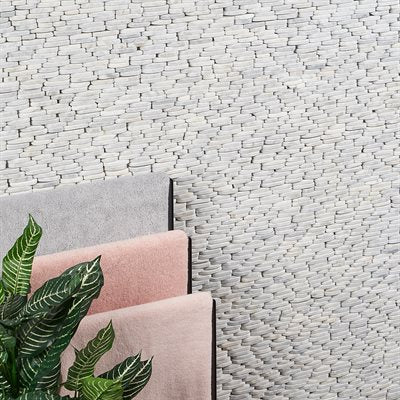 PEBBLESTONE CARRARA STACKED SLICED NATURAL STONE